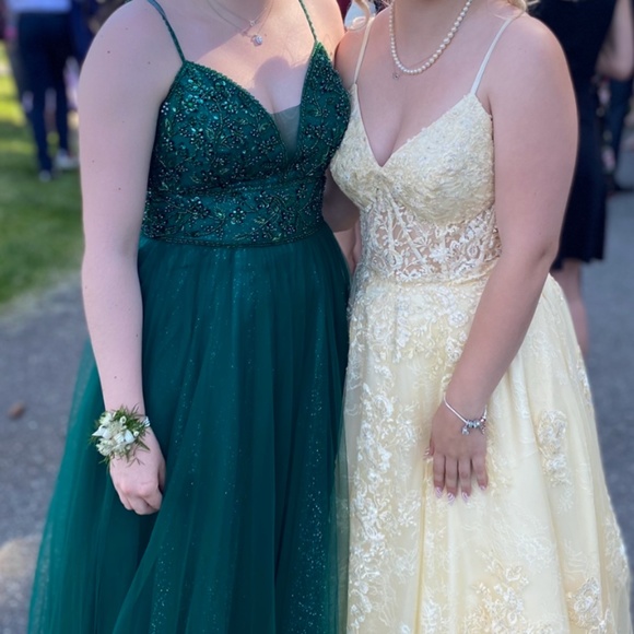 Prom dress - Picture 5 of 5